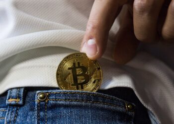 ¿Qué impuestos debo pagar si operó con criptomonedas?